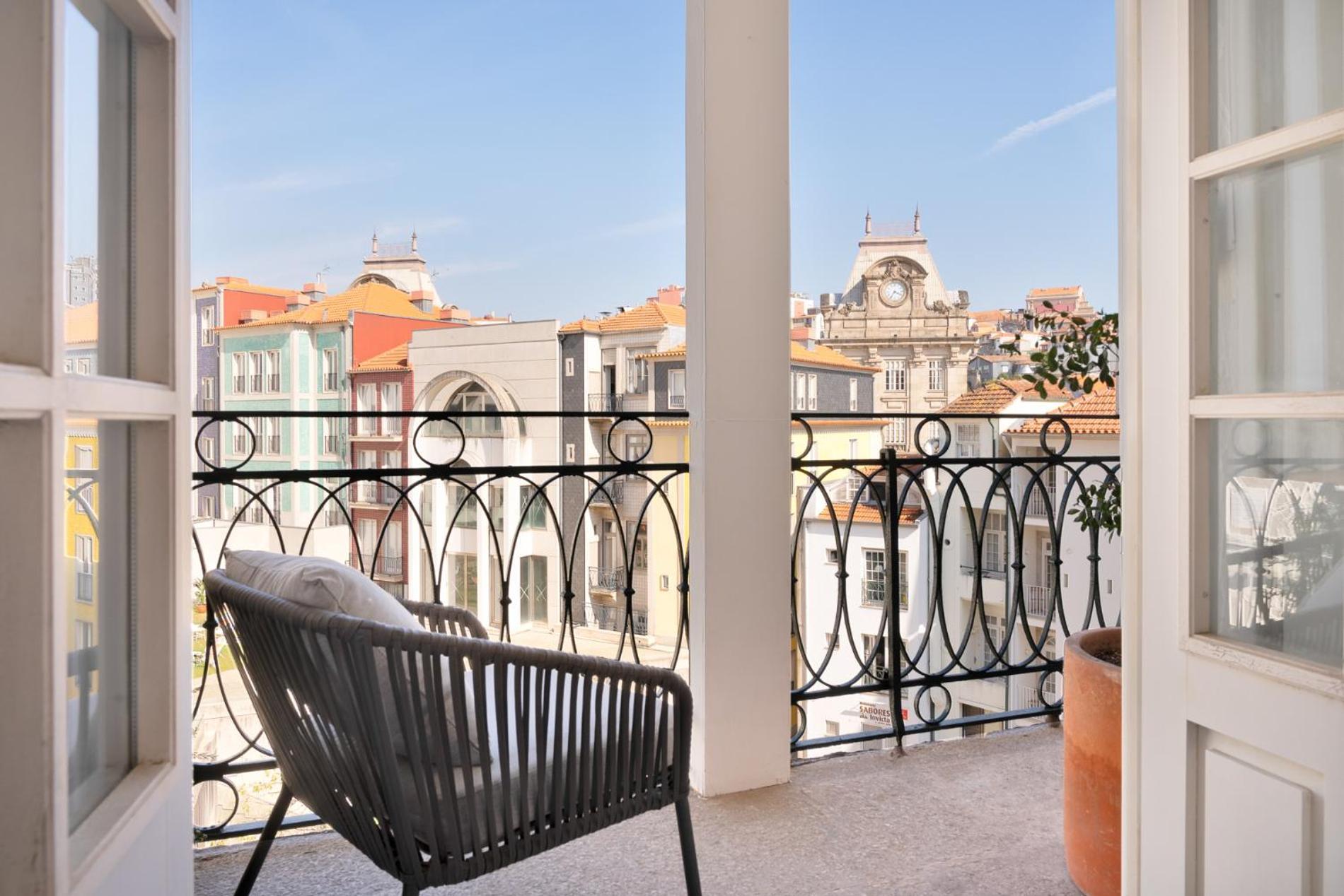 Historical Penthouse At Cardosas Block Apartman Porto Kültér fotó